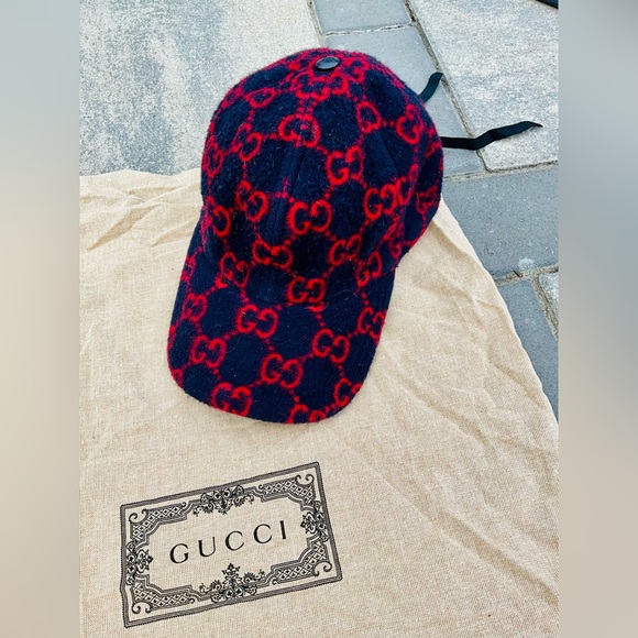 GUCCI GG Wool Baseball Cap – Navy / Red